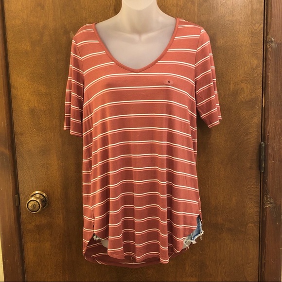Maurice’s 24/7 Flawless striped tee. NWT small - Picture 14 of 16